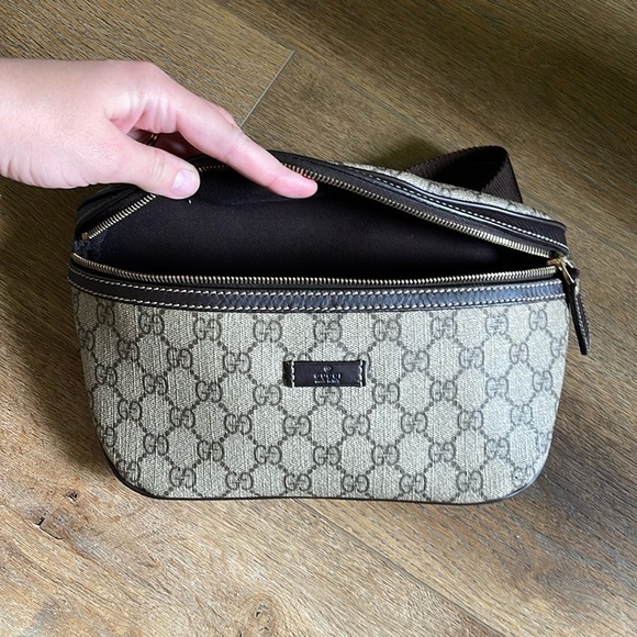 GUCCI Fanny Pack - Picture 11 of 11